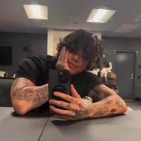 moe (@moemuze) 's Twitter Profile