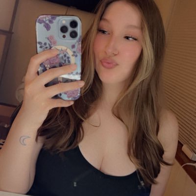 ccailee_'s profile picture. ♡ 26 ♡ virgo ♡