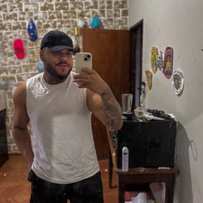 GilbertoRo55195's profile picture. 