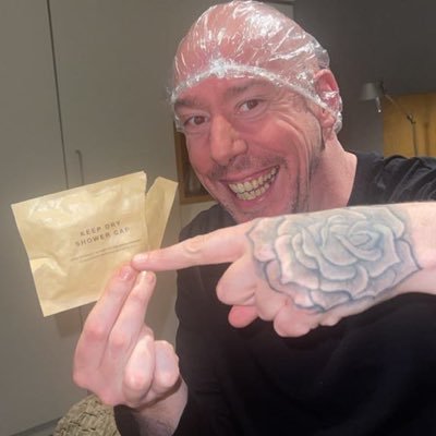 Tam_chittick's profile picture. my opinions are my own and not my employers  ☺️☺️