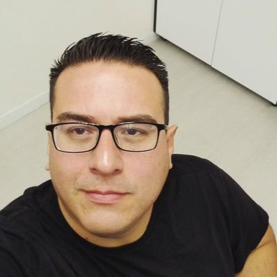 No persigo la perfección, solo busco momentos que valgan la pena recordar.