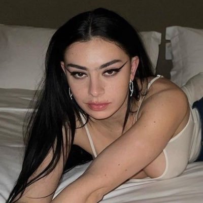 daily charli Profile