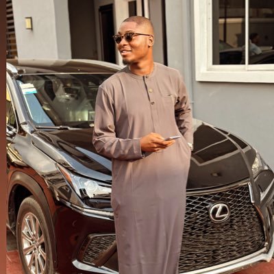 influencer Extraordinaire ,Educationist,peace and conflict resolution strategist 💯❤️Music analyst Educative content marketing .