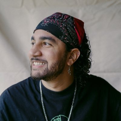 juanessabe's profile picture. 1AD & Creativo en @larutastudio @rutafest_ Cofundador y Montajista de @clasicopost Director • AD • Script …Nada de lo humano me es ajeno. ✊🏽☭