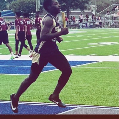 Distance runner and gaurd classof 28 5'9 155lbs 🏀🏃🏾♂️. 800m 2:25 , 1600m 5:30. Loves To put in the work and better my game at any means nessary 🏀🏃🏾♂️