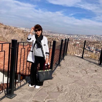 TÜRKİYE VE DÜNYA SİYASETİ.KÖŞE YAZILARI.YABANCI MÜZİK. EKONOMİ VE FİNANS. SPOR FENERBAHÇE.
