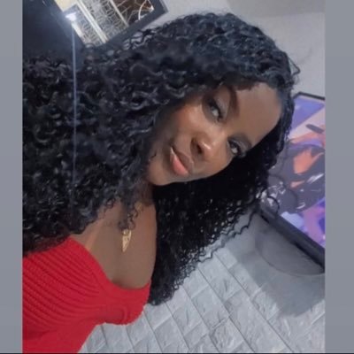 Manu 👧🏽💟 - 𝑆𝑒𝑗𝑎 𝑓𝑜𝑟𝑡𝑒 𝑒 𝑐𝑜𝑟𝑎𝑗𝑜𝑠𝑎 💗✨ Insta de trabalho: @Nunushow10 tt: @pao_nunu 🥖
