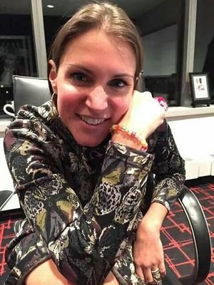 StephanieM27657's profile picture. 