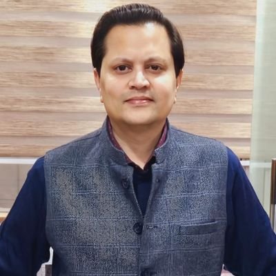 Founder Director at https://t.co/ISk7gwuCes|Tax Practitioner|Author|SRCC Graduate|Believe that there is something more powerful than नवग्रह & that is WILL POWER.