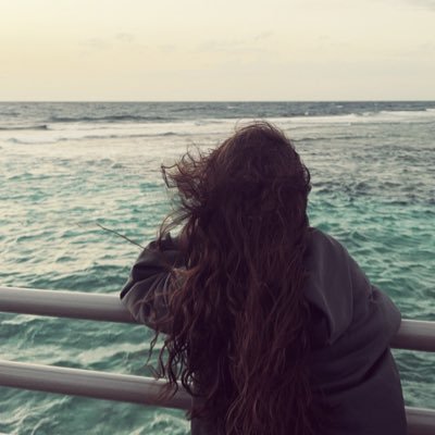 r_rlr12's profile picture. 