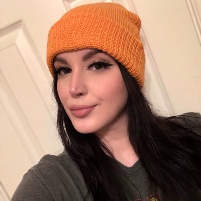 gamer | streamer | cat mom | bookworm | professional mua | choctaw | itspsychosamail@gmail.com (business only)