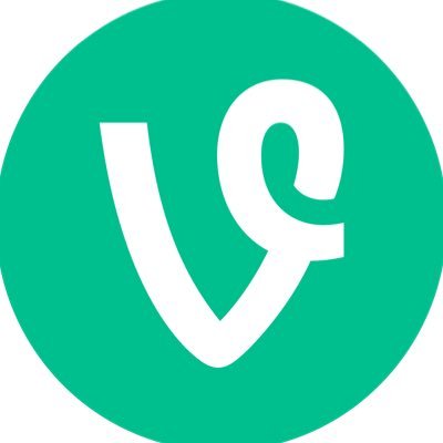 Insta : lasuite404 - TikTok : la suite.404