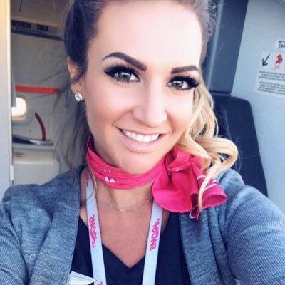 flight attendants 🧑✈️Canadian ,homesteader, dog mom 😊 love been me 💖💟