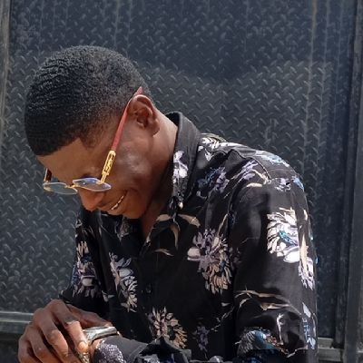 JoshuaOkama's profile picture. Trader & market analyst | Real-time news, fundamentals & macro insights | Forex • Stocks • Commodities | Boxing & tech enthusiast