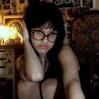 internet girlfriend (@deferl4ntes) 's Twitter Profile