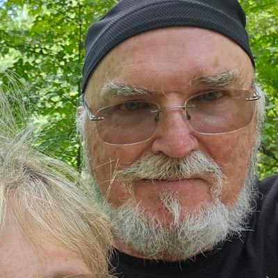 20+ year Army Vet, 2x Iraq, 1x KSA, 1x Haiti. Married 39 years, father & grandfather of 3. Dogs are superior beings. Trauma Therapist x 12yrs.🚫DM🚫Porn🚫BOT