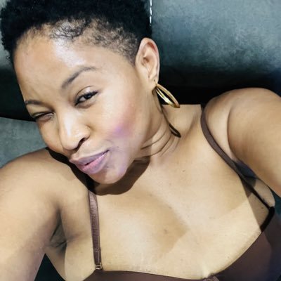 Nomaswati's profile picture. What Bio?