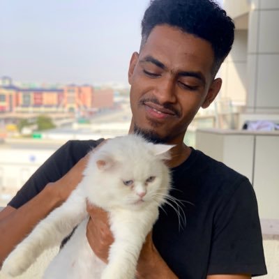 ha_shome's profile picture. .. 
ربِ أشـرح لي صدري 🍃