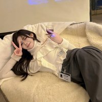 绵竹 喝茶/空姐小月 (@enarunte24521) 's Twitter Profile