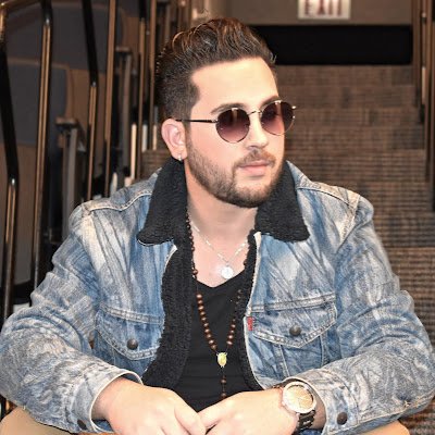 officialdavani's profile picture. 