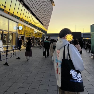 DISH//を好きになって、まだ日が浅いので仲良くできる方いたら嬉しいです!あと趣味でガチャガチャ回してます✨
