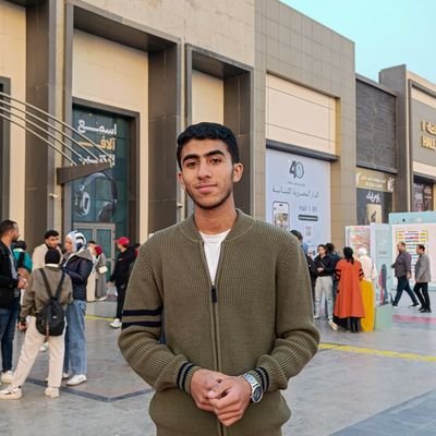 omarattia_x's profile picture. ﴿الحَمدُ لِلَّهِ الَّذي هَدانا لِهذا وَما كُنّا لِنَهتَدِيَ لَولا أَن هَدانَا اللَّهُ﴾
           
God will open doors you didn't even knock on.  
    ♥️✨🌤️🌻