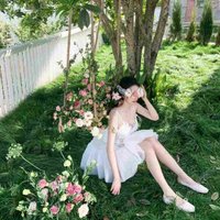 瑞丽 单女/明星小月 (@ronnythomp92238) 's Twitter Profile