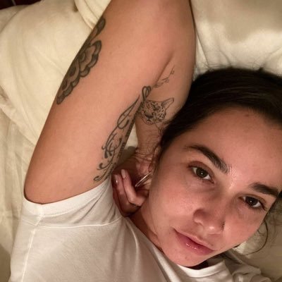 Joy019518428383's profile picture. hit me up on zangi.                     ❤️10-4501-8129