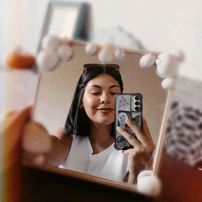 ❇