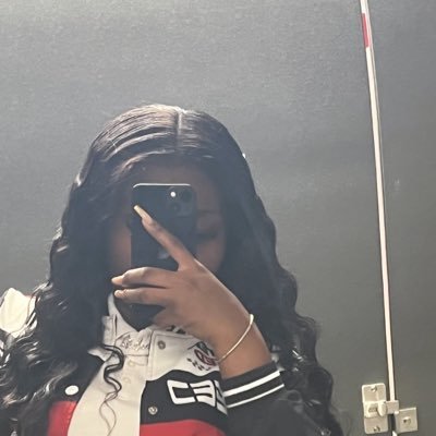 I do hair @beautifiedbyjojo_ on instragram
Hair collection dropping soon