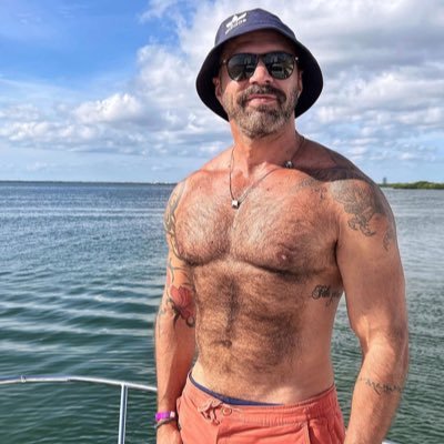 Cool and lovely person #MAGA God bless USA 🇺🇸 ✊🤍TRUMP IS OUR PRESIDENT 🤍🇺🇸