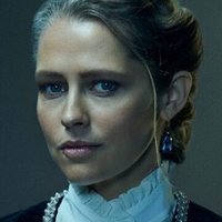 Diana Bishop - Parody (@elementalweaver) 's Twitter Profile