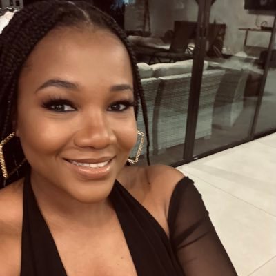 MsNenye's profile picture. Miss you papa ❤️ 23/8/2015 | Choose yourself | 1 John 4:4