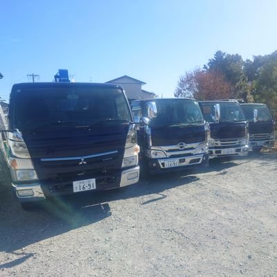 yosukeben's profile picture. トラック、重機大好き庭屋でーす　大型は24年間ペーパードライバーなのは秘密で(笑)#静岡 いいね押し逃げすいません　不慣れです　