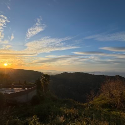 ESC221992's profile picture. 