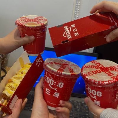 sweetmakiyato's profile picture. 