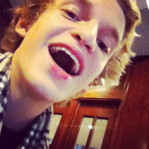 when im mad, it puts me in a good mood. when the days been bad, it makes it a good one. thanks for your amazing music @theCodySimpson♥ MyBestie @CodyOneMillion♥