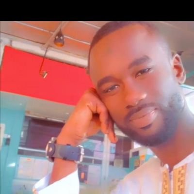Apprentie ingénieure construction métallique. #talibé cheikh❤️❤️At tidjiani🤗 hall pullar🤗 hala Madrid 🤟🤟