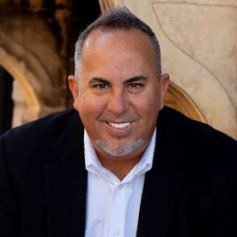 Co-founder of The Honor Bowl, Realtor, Podcaster & Patriot. To God Be The Glory.