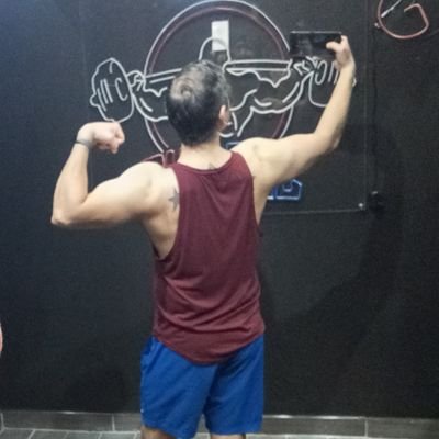 nanomon86's profile picture. the forever dungeon master, book worm, movie freak, oh and im a dentist :)