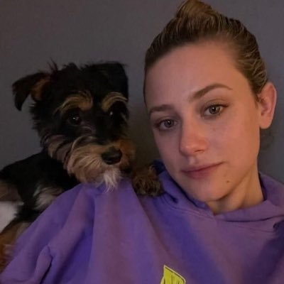 AlexBliss160097's profile picture. am horny 👅🍆🍑