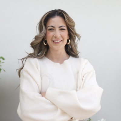 Bilingual Millennial Mom | Featured in SD Voyager Magazine ✨| San Diego, CA based. | 💌 dullari.ugc@gmail.com