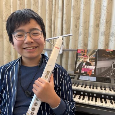エレクトーン🎹& 先生💐&安藤ヨシヒロさん&尾野カオルさん&倉沢大樹さん&宮崎隆睦さん大好きなゆーちゃん(中1になりました)😊/ 絶賛EWI🪈を勉強中📖/そんなゆーちゃんの日常を呟いている☺️母です。お気軽にフォロー&仲良くしてください😊🎹✨