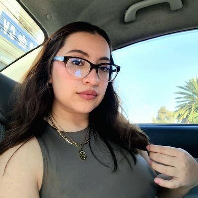LuMorales1704's profile picture. life is emotionally abusive