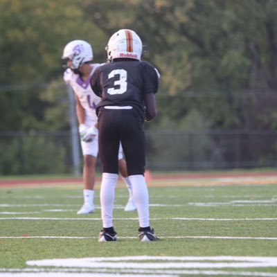 maroEgbedeju1's profile picture. 🏈🏀| 5’6 125 | C/O ‘28| Winnetonka high school | GPA 3.2 | 816-887-6248