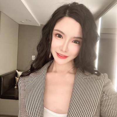 한국 문화와 관습에 관심이 있는 대만 소녀
한국에 가서 살려고 아직 한국어를 공부하고 있는데 누가 좀 도와줄래요?🥹🥹
