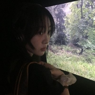 badtz_laru's profile picture. jungkook y yo comiendo sanguches de milanesa