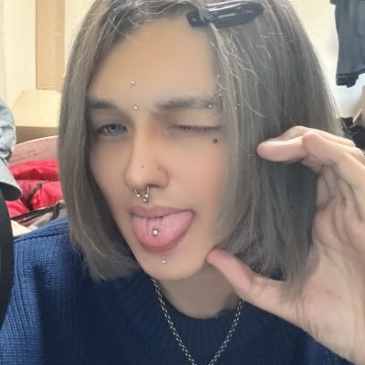 配信業、アートディレクター Instagram=chamtan28n/本業クリエイター #がん治療 #指定難病 #難病 #不治の病と死ぬまで奮闘中 #足の骨良く折る人 #空を見るとまた今日も生きてたって思う人 #磯やテトラに立ちたい