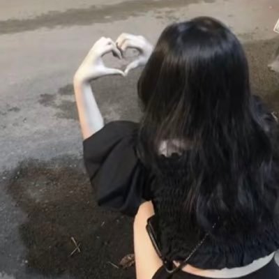 huku_0314's profile picture. む