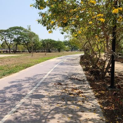 Lululu2_2_2's profile picture. Keep it real!